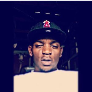 Meet your Posher, Tray